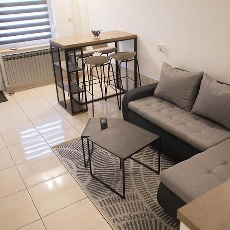 Studio Apartman Suburban Visnjevac Екстер'єр фото